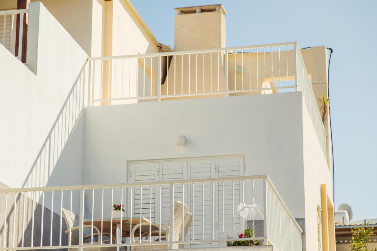 Jimmy'S Flat Appartamento Paralimni Esterno foto